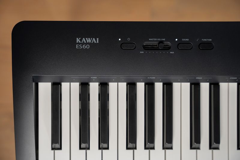 Kawai ES 60 B