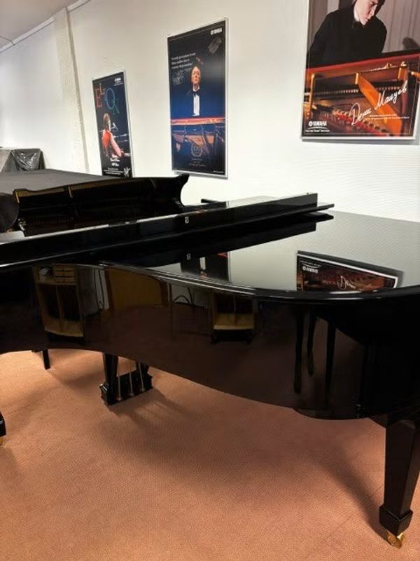 Steinway & Sons Mod A flygel selges