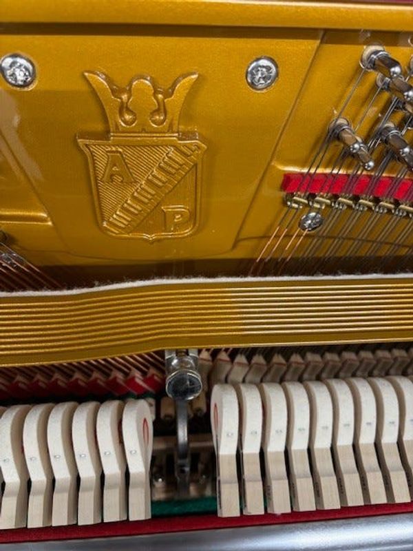 Petrof P-131M Konsertpiano