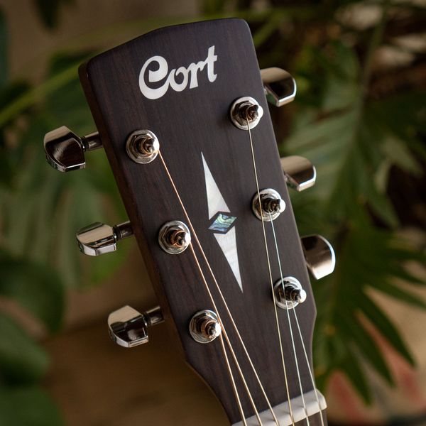 Cort MR500E NT